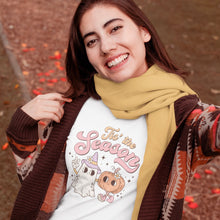 Load image into Gallery viewer, Retro Tis the Season Cute Halloween Tee
